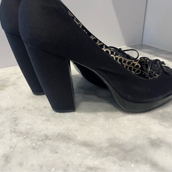 Coach size 10 4 inch platform heel - Picture 2 of 6